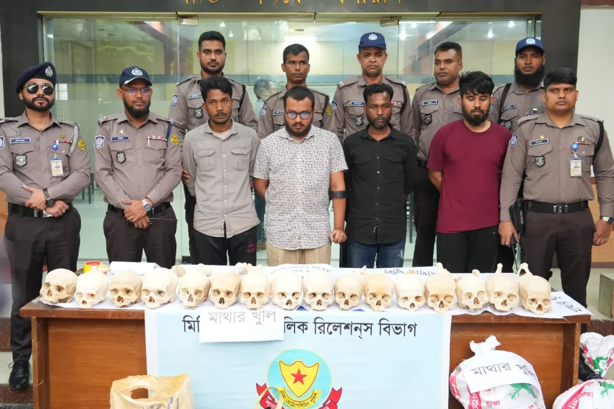 কঙ্কালের হোলসেল ব্যবসা: অনলাইনে বুকিং, সপ্তাহ পর ডেলিভারি