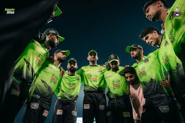বল টেম্পারিংয়ের কারণে ৫ রান পেনাল্টি, শেষ ওভারে হারল মোস্তাফিজ-ইমনদের লাহোর