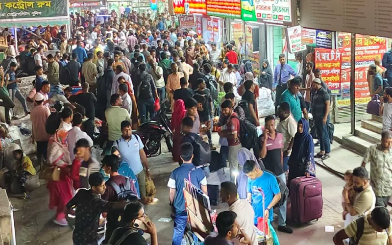 ঈদকে ঘিরে শুরু টানা ৭ দিনের ছুটি