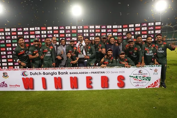 ব্যাটে-বলে উজ্জ্বলতা ছড়িয়ে সিরিজ জয়ের উৎসবে মাতল বাংলাদেশ