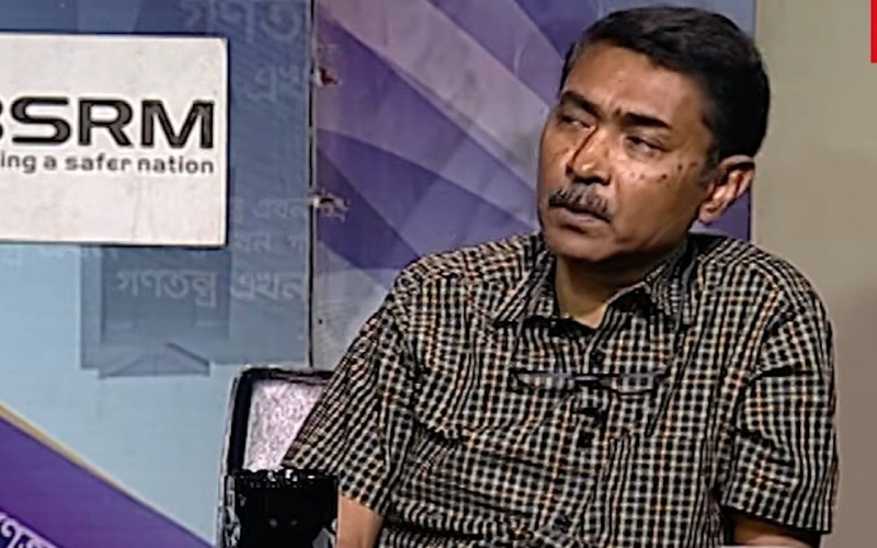 ‘এরা যেতে পারেননি নাকি ওরা নেয়নি?’