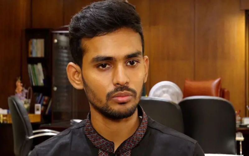 আসিফ মাহমুদের ব্যাংক হিসাব তলব: প্রতিহিংসা নাকি স্বচ্ছতা?