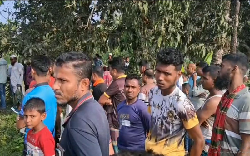 বাগেরহাটে কিশোরীর গলাকাটা মরদেহ উদ্ধার