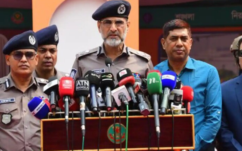 ঈদের ছুটিতে মূল্যবান জিনিস পুলিশের সহায়তায় সংরক্ষণের আহ্বান ডিএমপি কমিশনারের