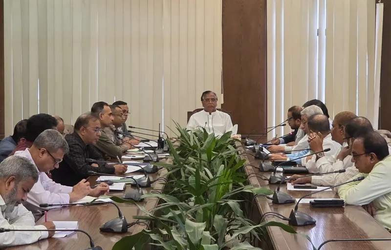 ঈদযাত্রা: অবৈধ কাউন্টার উচ্ছেদ ও টার্মিনাল ব্যবস্থাপনায় কঠোর ডিএসসিসি