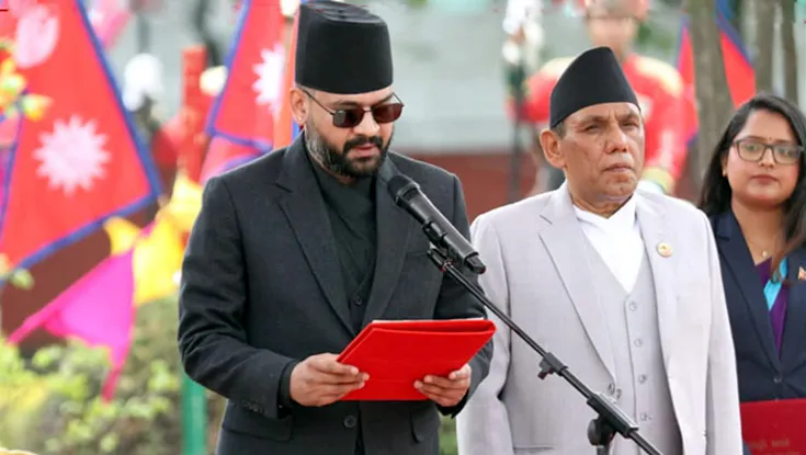 নেপালের সর্বকনিষ্ঠ প্রধানমন্ত্রী বালেন্দ্র শাহের শপথ