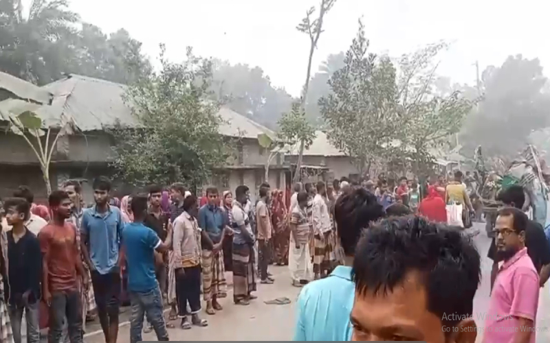 রাজশাহীতে সিএনজি-ভটভটির মুখোমুখি সংঘর্ষে নিহত ৩