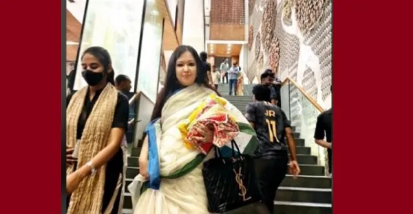 রুমিন ফারহানার আড়ং অভিজ্ঞতা