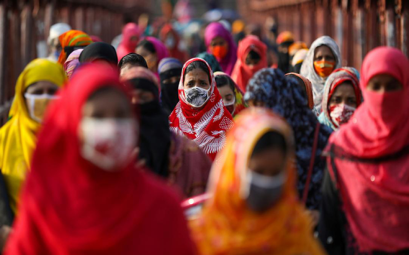 রাজপথে সরব নারী, নীতিনির্ধারণে কেন অদৃশ্য?