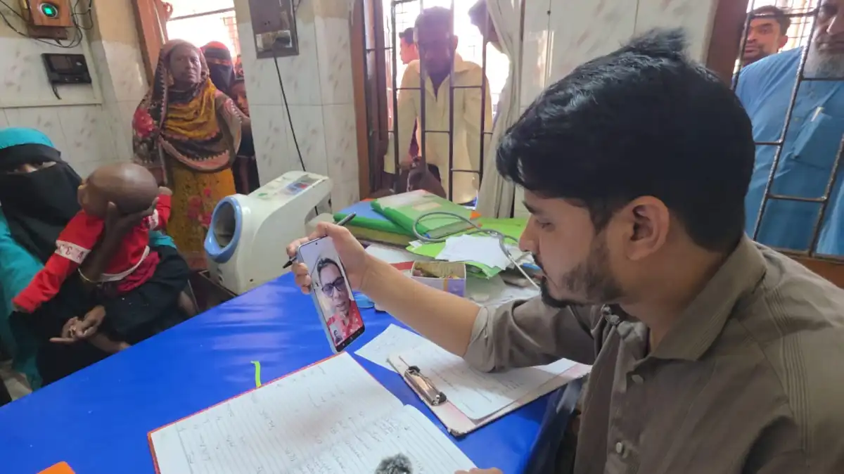 হঠাৎ ভিডিও কলে জকিগঞ্জ উপজেলা স্বাস্থ্য কমপ্লেক্সে স্বাস্থ্য প্রতিমন্ত্রী