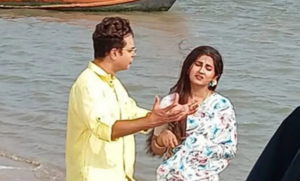 সহঅভিনেত্রীকে বাঁচাতে গিয়েই প্রাণ গেল রাহুলের?