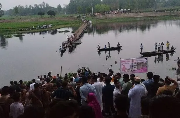 ভাসমান ড্রাম সেতু ভেঙে ৫ শিশুর মৃত্যু, নিখোঁজ ২ শিশু