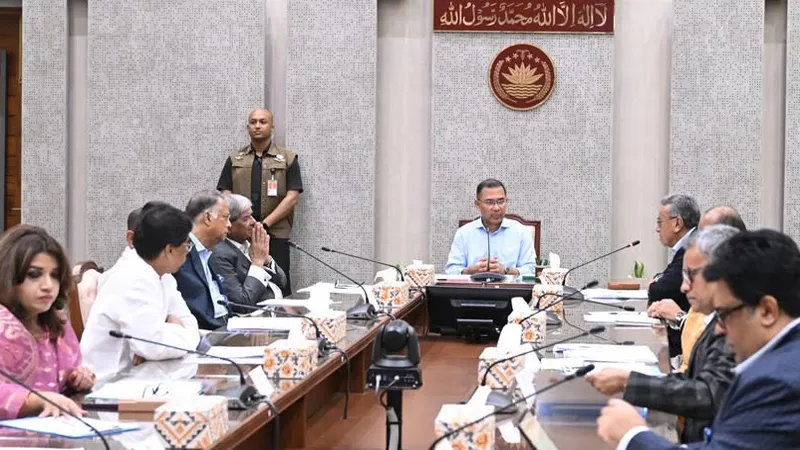 ‘জ্বালানি তেলের দাম বাড়ানো হবে না’