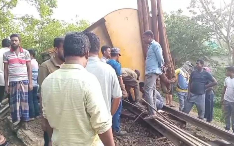 মাধবপুরে ট্রেন দুর্ঘটনা, ৫ সদস্যের তদন্ত কমিটি গঠন