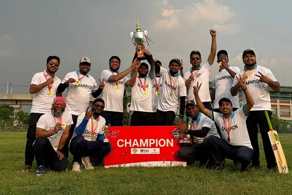 উত্তরায় হয়ে গেল নেটওয়ার্ক প্রিমিয়ার লিগ ক্রিকেট টুর্নামেন্ট