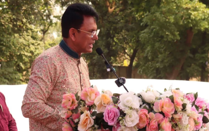 ফেসবুকে বট বাহিনীর অপপ্রচার নিয়ে উদ্বেগ প্রকাশ শিক্ষামন্ত্রীর