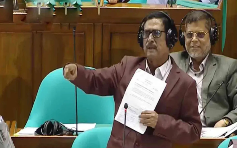 মুক্তিযোদ্ধাদের সাথে জুলাই যোদ্ধাদের তুলনা করা অন্যায়: সংসদে ফজলুর রহমান