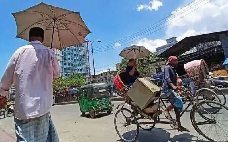 ঢাকায় আজ তাপমাত্রা বাড়তে পারে