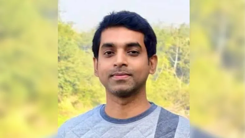 কুমিল্লায় মহাসড়কের পাশে মিললো নিখোঁজ কাস্টমস কর্মকর্তার মরদেহ