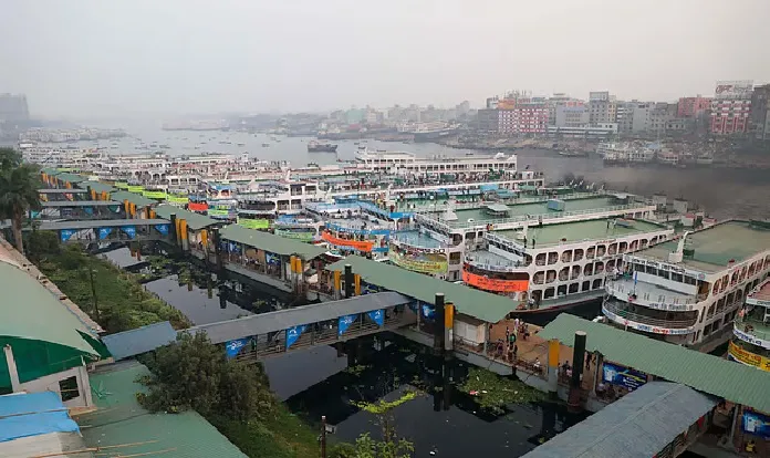 নৌপথে ৪২% পর্যন্ত ভাড়া বাড়াতে চান লঞ্চমালিকেরা