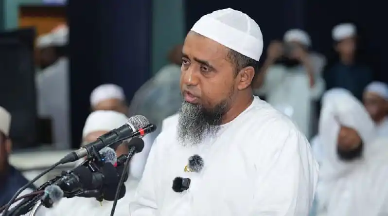 বায়তুল মোকাররমে খতিবের ভাষণ, ধর্মীয় আলোচনা চলমান. Channel i News - চ্যানেল আই নিউজ