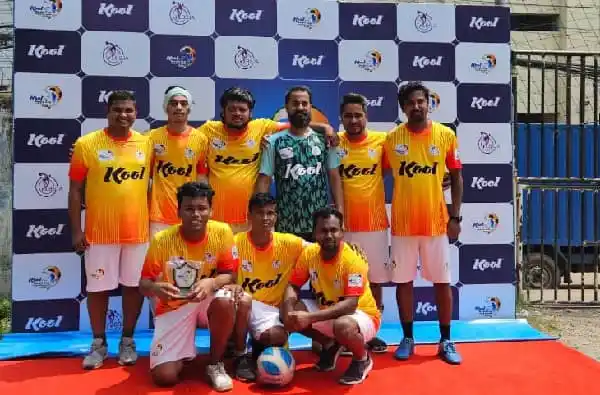 চ্যানেল আই ফুটবল দল বিজয়ী দলের ছবি, পুরস্কার সহ. Channel i News - চ্যানেল আই নিউজ