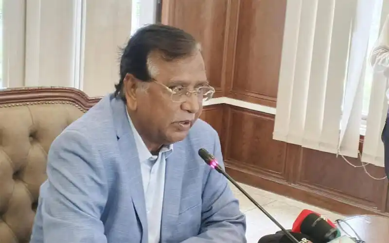 ডিএসসিসির কর্মকর্তার মশা নির্মূল কার্যক্রমের আলোচনা. Channel i News - চ্যানেল আই নিউজ
