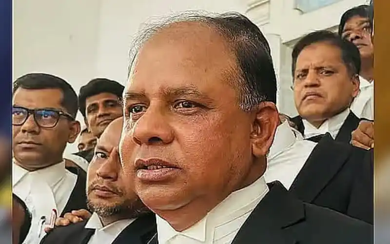 শাপলা চত্বর হত্যাকাণ্ডের তদন্তে সংশ্লিষ্ট ব্যক্তির ছবি. Channel i News - চ্যানেল আই নিউজ