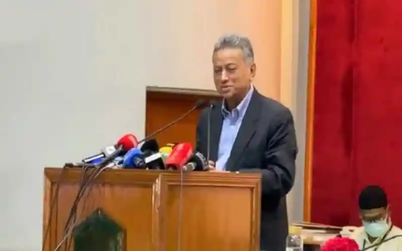 অর্থমন্ত্রী বাজেটের বিষয়ে সাংবাদিকদের সঙ্গে কথা বলছেন।. Channel i News - চ্যানেল আই নিউজ