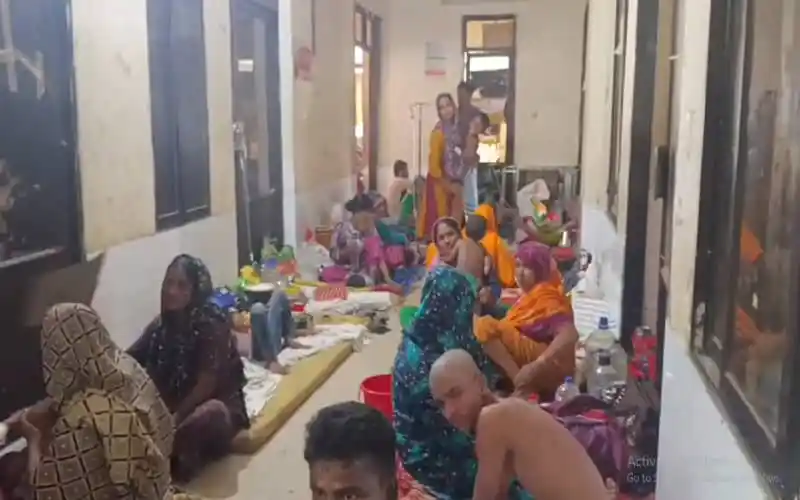 নোয়াখালীতে হাম উপসর্গে শিশুর মৃত্যুতে হাসপাতালে রোগীদের ভিড়. Channel i News - চ্যানেল আই নিউজ