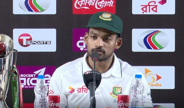বাংলাদেশ ক্রিকেটার সংবাদ সম্মেলনে বক্তব্য দিচ্ছেন. Channel i News - চ্যানেল আই নিউজ