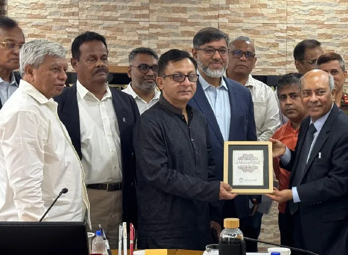 ‘বাংলাদেশের ভাবমূর্তি শক্তিশালী করতে সরকার প্রয়োজনীয় সহযোগিতা দিতে প্রস্তুত’