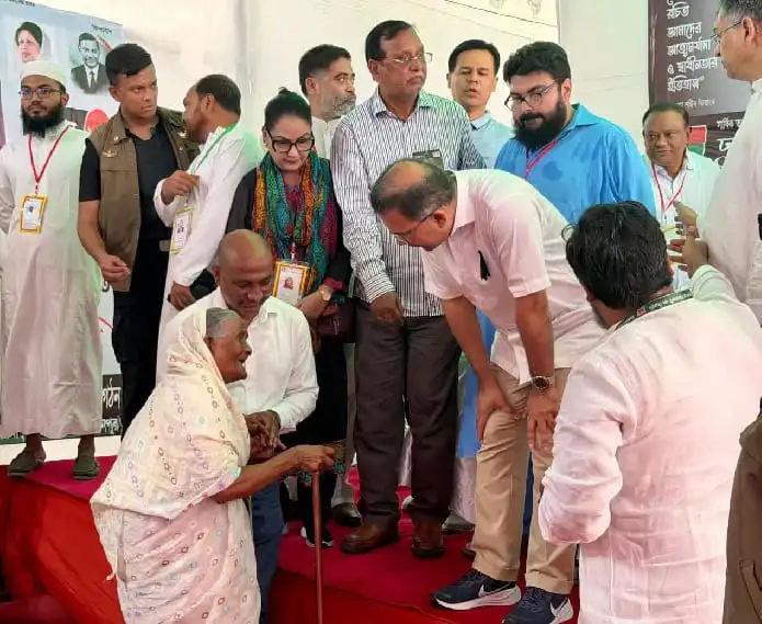 প্রধানমন্ত্রীর সাথে নূরজাহান বেগমের সাক্ষাৎ ও স্বপ্নের পূরণ. Channel i News - চ্যানেল আই নিউজ