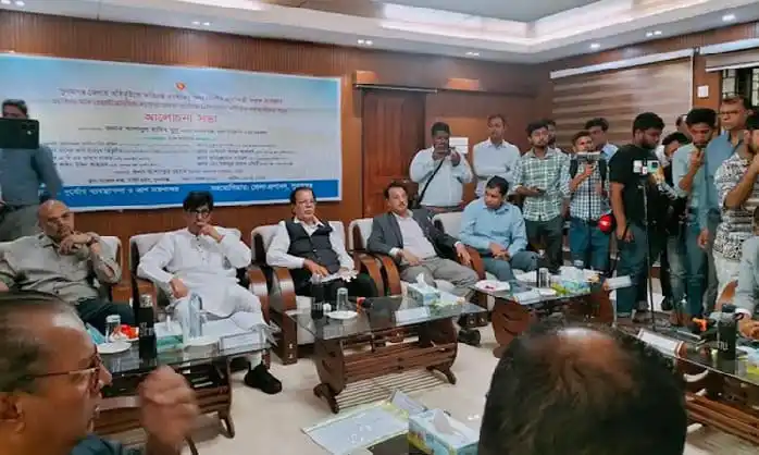 সরকারের মানবিক সহায়তা কর্মসূচি নিয়ে আলোচনা চলছে।. Channel i News - চ্যানেল আই নিউজ