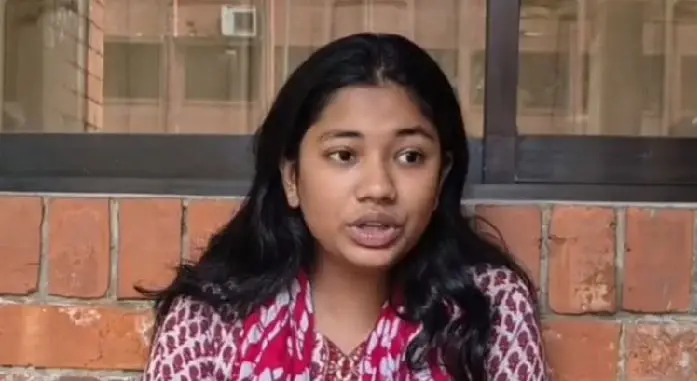 শিক্ষার্থীরা জাবি প্রক্টরের পদত্যাগের দাবিতে অবস্থান কর্মসূচি পালন করছে।. Channel i News - চ্যানেল আই নিউজ