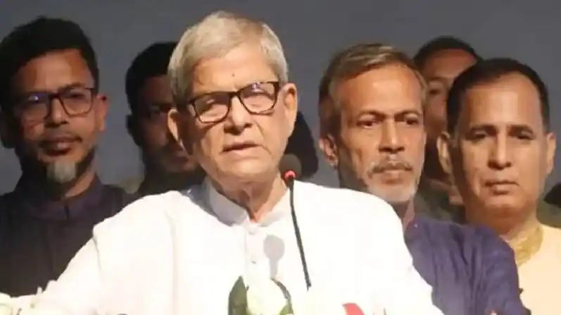 মির্জা ফখরুল ইসলাম আলমগীর সংবাদ সম্মেলনে বক্তব্য দিচ্ছেন. Channel i News - চ্যানেল আই নিউজ