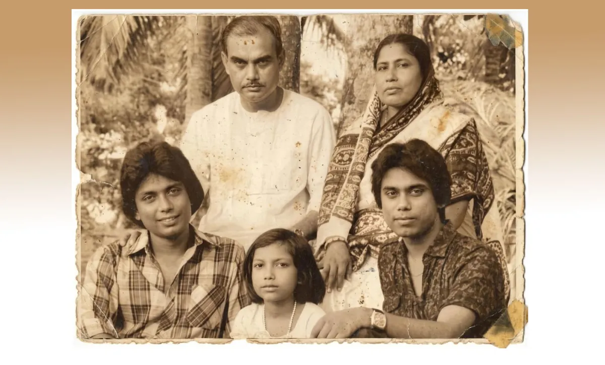 এতো সাবানে ‘মানুষ হয়ে বাঁচো’ কথাটা ধুয়ে যায়নি