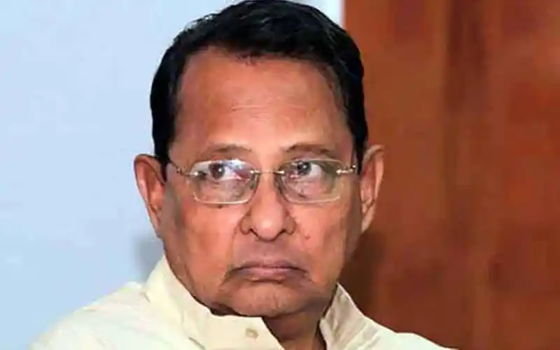 বাংলাদেশের একজন রাজনীতিবিদ, গম্ভীর মুখাবয়ব সহ. Channel i News - চ্যানেল আই নিউজ