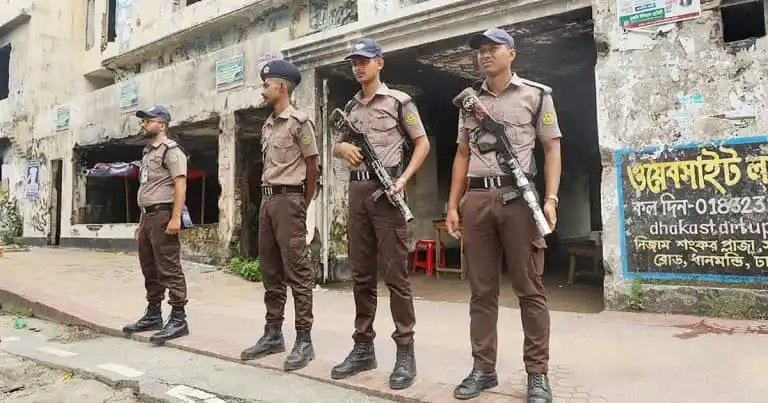 ঢাকায় নিরাপত্তা বাহিনী, শঙ্কা ও নিরাপত্তা ব্যবস্থা দৃশ্য. Channel i News - চ্যানেল আই নিউজ