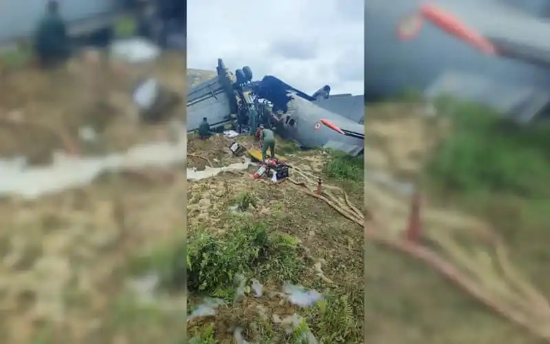 ভারতের আসামে বিমানবাহিনীর বিমান বিধ্বস্তের ছবি, উদ্ধার কাজ চলছে।. Channel i News - চ্যানেল আই নিউজ
