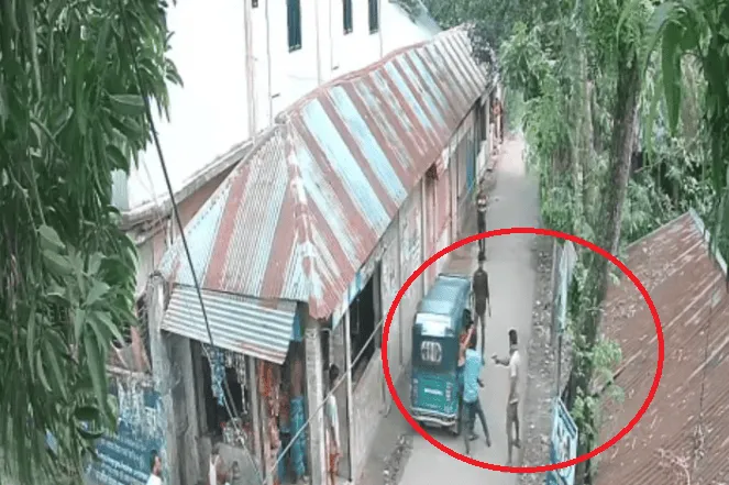 নোয়াখালীতে যুবকের অপহরণের চেষ্টা, গুলি চালানোর ঘটনা. Channel i News - চ্যানেল আই নিউজ