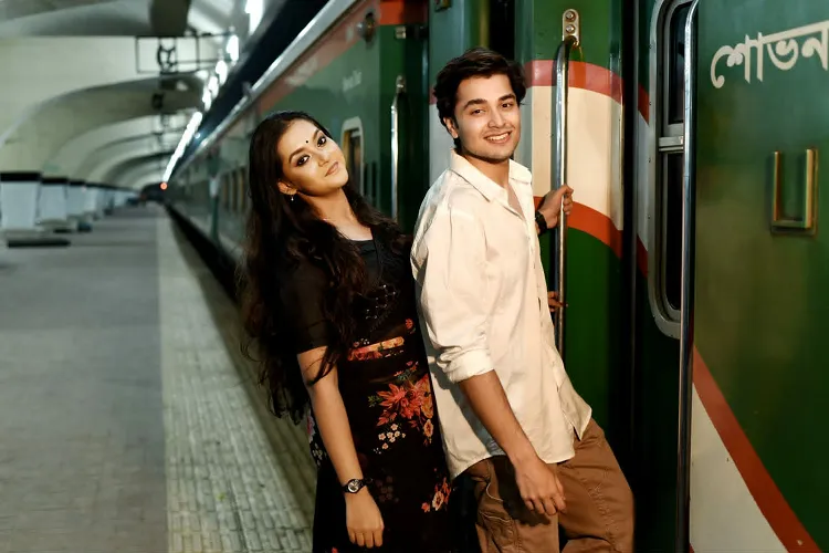 ‘হঠাৎ বৃষ্টি’র রিমেকে ‘আবার হঠাৎ বৃষ্টি’, মুক্তি অক্টোবরে