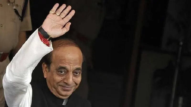 ভারতীয় হাইকমিশনার দীনেশ ত্রিবেদী মন্ত্রীর মর্যাদায় বাংলাদেশে উপস্থিত. Channel i News - চ্যানেল আই নিউজ