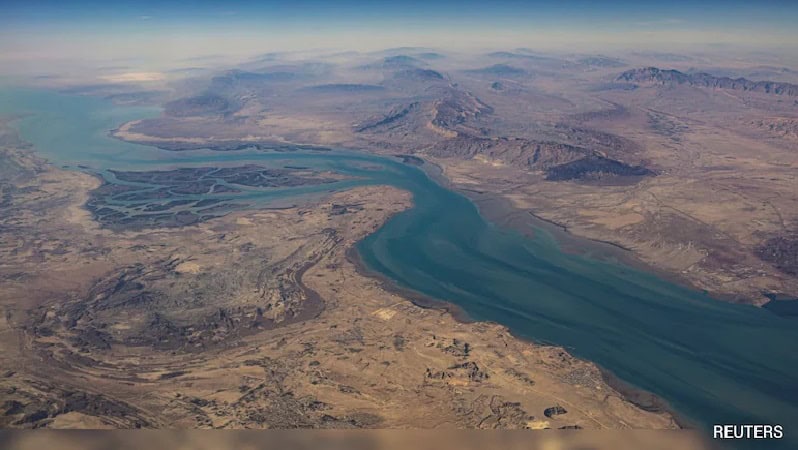 Hormuz Strait closed again amid Israeli attacks, strategic waterway in Middle East. Channel i News - চ্যানেল আই নিউজ