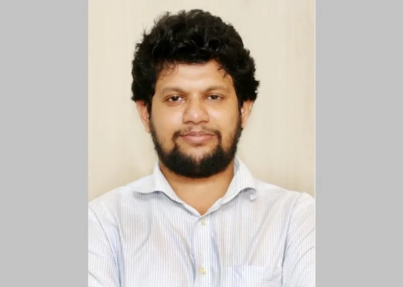 বাংলাদেশের একজন যুবক ব্যক্তিগত ছবি, চ্যানেল আই অনলাইন সংবাদ সম্পর্কিত. Channel i News - চ্যানেল আই নিউজ