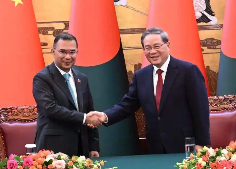প্রধানমন্ত্রী তারেক রহমানের সাথে চীনের প্রধানমন্ত্রীর বৈঠক. Channel i News - চ্যানেল আই নিউজ