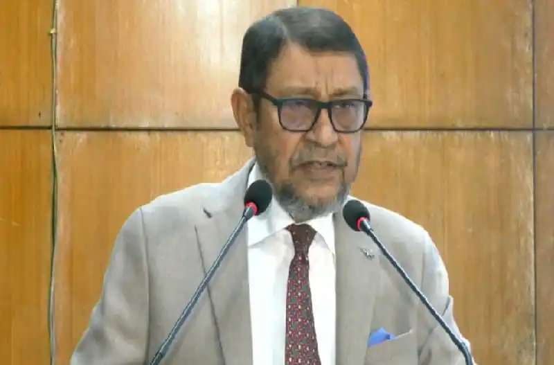 স্বাস্থ্যমন্ত্রী বন্যাকবলিত ১১ জেলার পরিস্থিতি নিয়ে বক্তব্য দিচ্ছেন. Channel i News - চ্যানেল আই নিউজ