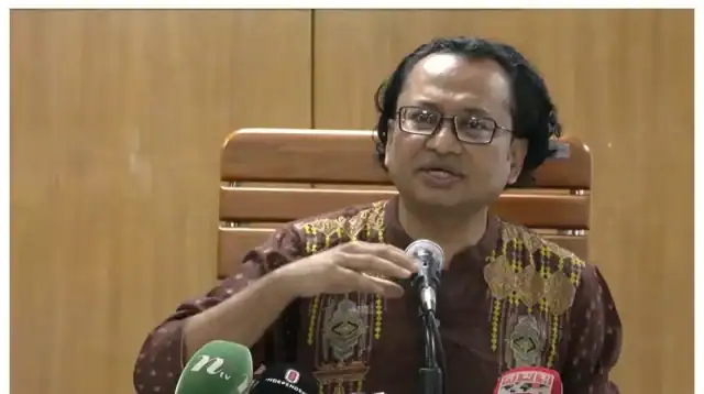 তথ্য উপদেষ্টা এনসিপির জনসভায় বক্তব্য দিচ্ছেন. Channel i News - চ্যানেল আই নিউজ
