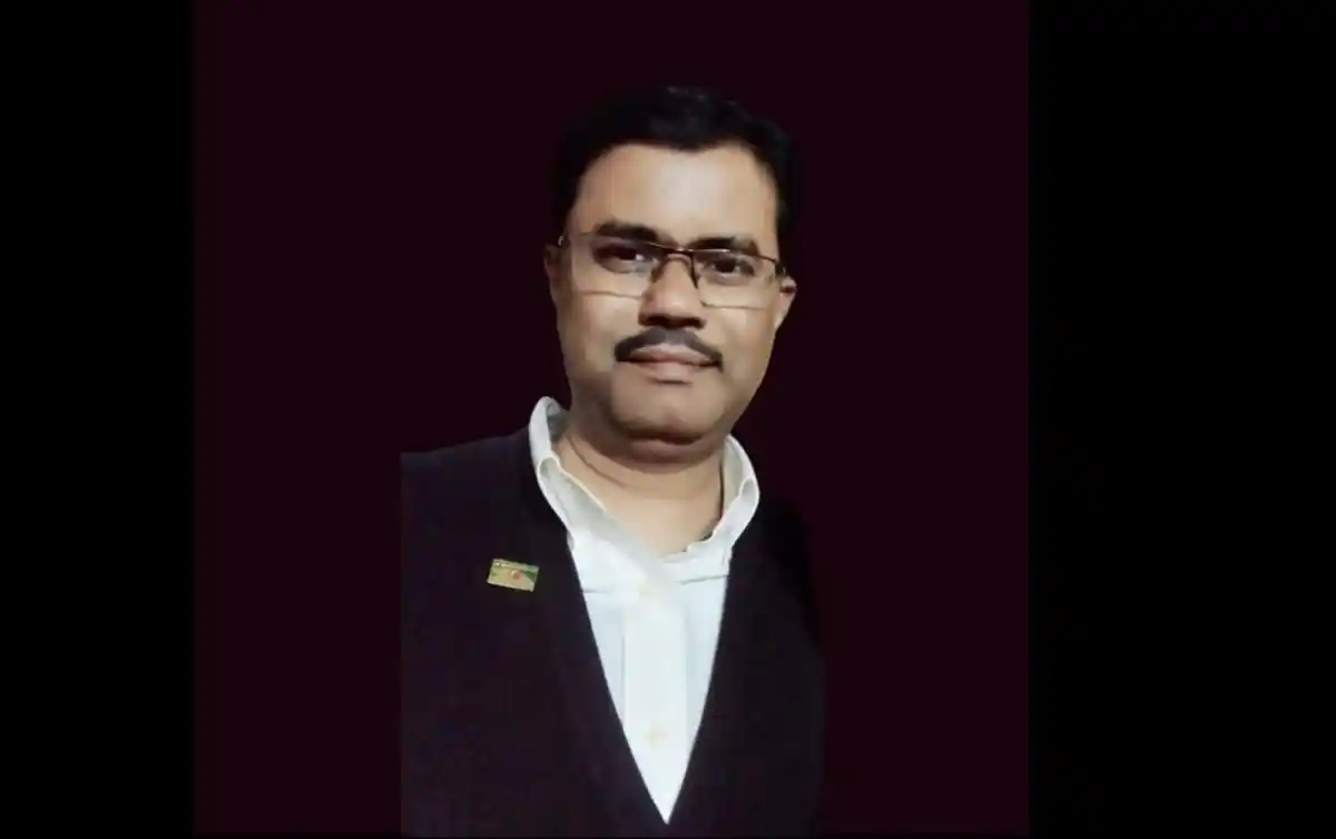 ইমপ্রেস গ্রুপের কাজী সাখাওয়াত হোসেনের ছবি, রাজধানীতে বাসের ধাক্কায় নিহত. Channel i News - চ্যানেল আই নিউজ
