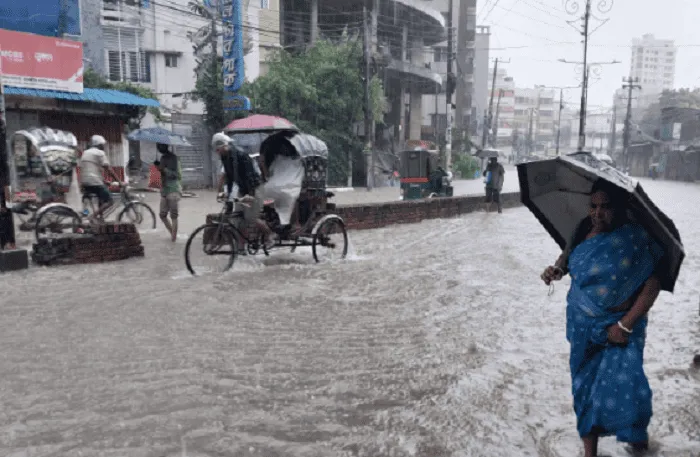 চট্টগ্রামে ভারী বর্ষণে জলাবদ্ধতা, মানুষ পানিবন্দি. Channel i News - চ্যানেল আই নিউজ